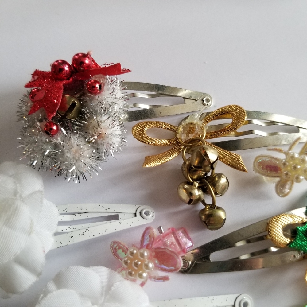 Lot of hair clips vintage to newer barrettes butterfly holiday Christmas - Picture 4 of 12